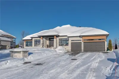 1291 WOODS LAKE Road, Greely - Metcalfe - Osgoode - Vernon and Area, ON K4P 0B4