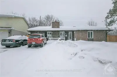 49 DAYTON Crescent, South of Baseline to Knoxdale, ON K2H 7N8