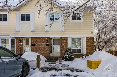 1967 GREENVALE Lane 10, Orleans - Convent Glen and Area, ON K1C 6E3