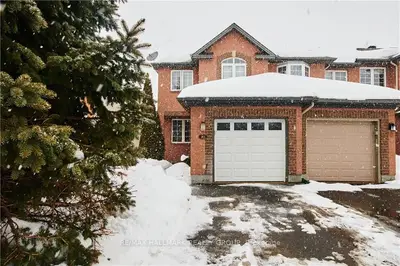 168 Whitestone Drive, Carlington - Central Park, ON K2C 4C4
