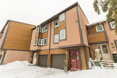 203 HUNTRIDGE, Hunt Club - Windsor Park Village and Area, ON K1V 9J3