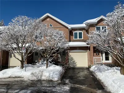 87 Dalecroft Crescent, South of Baseline to Knoxdale, ON K2G 5V8