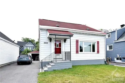 1834 SCOTT Street, Tunneys Pasture and Ottawa West, ON K1Y 2N9