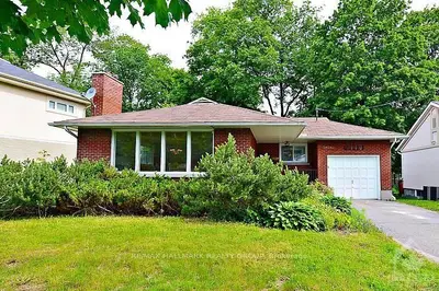 2116 WOODCREST Road, Alta Vista and Area, ON K1H 6H8