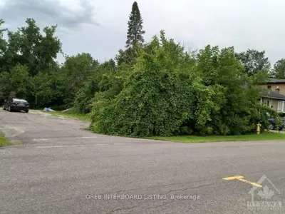 1640 Kingsdale Avenue, Blossom Park - Airport And Area, On K1t 1h4