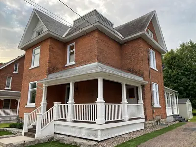 172 Mary Street, Pembroke, On K8a 5v6