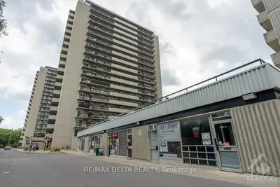 158C McArthur Avenue 709, Vanier and Kingsview Park, ON K1L 8E7