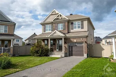562 SUNLIT Circle, Orleans - Cumberland and Area, ON K4A 0V4