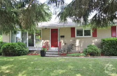 47 RIDGEFIELD Crescent, Bells Corners and South to Fallowfield, ON K2H 6S6