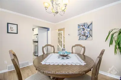 881 LAWNSBERRY Drive, Orleans - Cumberland and Area, ON K1E 1Y2