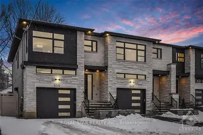 555 MUTUAL Street, Overbrook - Castleheights and Area, ON K1K 1C5