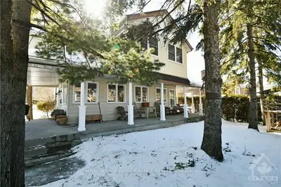 2750 DON Street, Britannia - Lincoln Heights and Area, ON K2B 6Y8