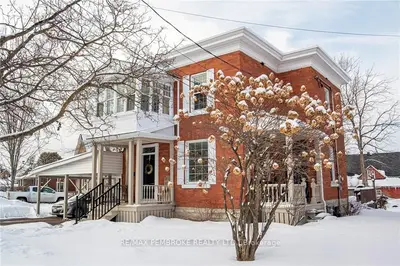 301 Isabella Street, Pembroke, On K8a 5t1