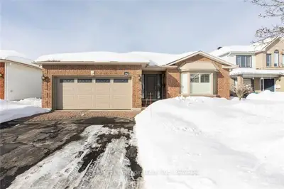 35 Sai Crescent, Hunt Club - South Keys And Area, On K1g 5n7