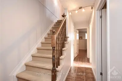 127 Briston, Hunt Club - South Keys And Area, On K1g 5r1