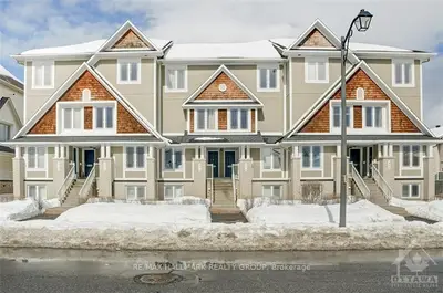 428 HARVEST VALLEY Avenue, Orleans - Cumberland and Area, ON K4A 0V6