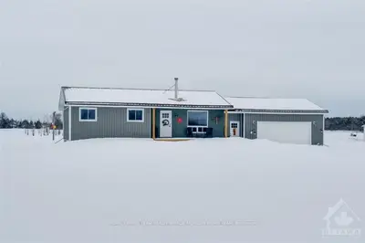 566 Hwy 15, Rideau Lakes, On K0g 1l0