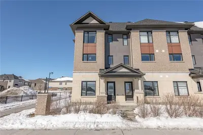530 SILVERTIP Lane, Kanata, ON K2T 0H7