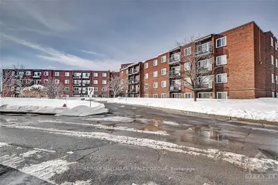 2041 ARROWSMITH Drive 202B, Beacon Hill North - South and Area, ON K1J 7V7