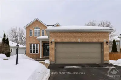 39 CINNABAR Way, Stittsville - Munster - Richmond, ON K2S 1Y7