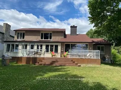 22084 Old Highway 2 Road, South Glengarry, On K0c 1e0