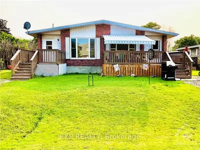 85-87 CARRAWAY Crescent, South Dundas, ON K0C 1X0