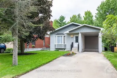 1377 Mcmahon Avenue, Blossom Park - Airport and Area, ON K1T 1C2