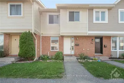 948 COOKSHIRE Crescent, Orleans - Cumberland and Area, ON K4A 3K3