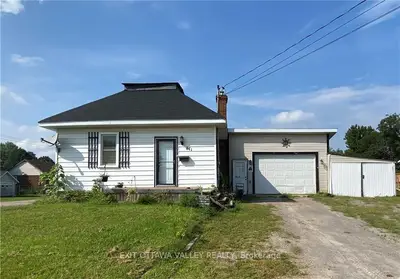 611 Mcgee Street, Pembroke, On K8a 6e8