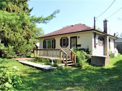 65 Pykeview Drive, Front Of Leeds & Seeleys Bay, On K7g 2v3