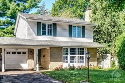 19 Higgins Road, South Of Baseline To Knoxdale, On K2g 0r3