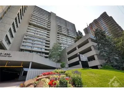 530 LAURIER Avenue W 1907, Ottawa Centre, ON K1R 7T1