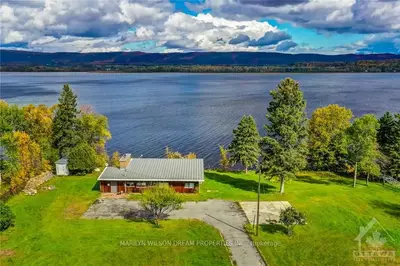 3008 Barlow Crescent, Constance Bay - Dunrobin - Kilmaurs - Woodlawn, On K0a 1t0