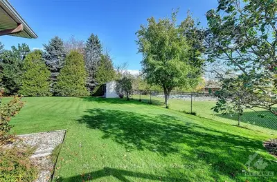 1086 Pegasus Crescent, Greely - Metcalfe - Osgoode - Vernon And Area, On K4p 1p1