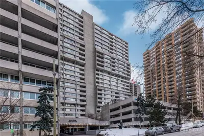 530 LAURIER Avenue W 505, Ottawa Centre, ON K1R 7T1
