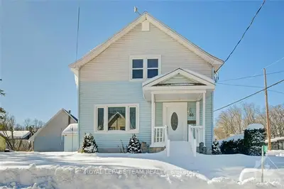 46 GILLIES Street, McNab/Braeside, ON K0A 1G0