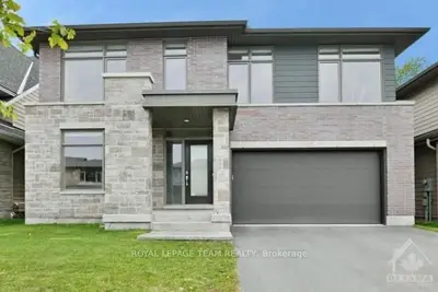 183 Avro Circle, Manor Park - Cardinal Glen And Area, On K1k 4y9