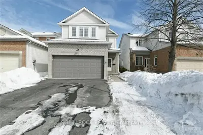 31 NAIRN Street, Kanata, ON K2V 1B6