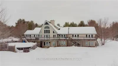 654 Doran Road, Petawawa, On K8a 6w7
