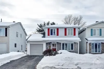 20 SHOREHAM Avenue, South of Baseline to Knoxdale, ON K2G 3T7
