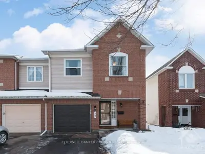 32 Deerchase Court, Kanata, On K2m 2r1
