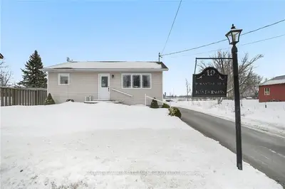 19 Blacksmith Road, Rideau Lakes, On K0g 1l0