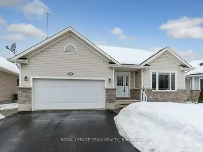 5 WESTERRA Way, North Grenville, ON K0G 1J0