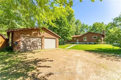 1149 BURNS Drive, Laurentian Valley, ON K8A 7M7