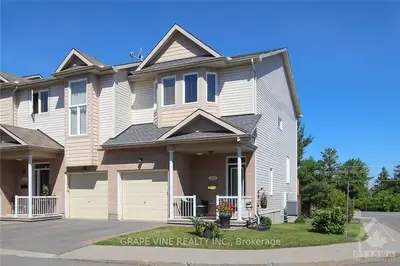 100 PARKROSE, Orleans - Cumberland and Area, ON K4A 0N8