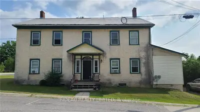 1 MAIN Street N, Rideau Lakes, ON K0G 1P0
