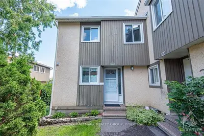 1206 LASSITER Terrace, Beacon Hill North - South and Area, ON K1J 8N1