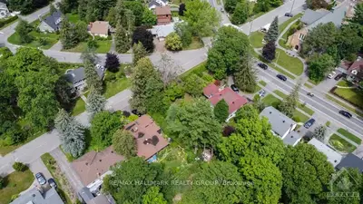 222 CUNNINGHAM Avenue, Alta Vista and Area, ON K1H 6A8