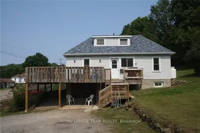 261 BONNECHERE Street W, Bonnechere Valley, ON K0J 1T0