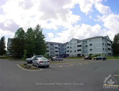 212 VIEWMOUNT Drive 410, Cityview - Parkwoods Hills - Rideau Shore, ON K2E 7X2